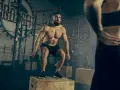 CrossFit w domu: Siła bez siłowni? Zacznij bezpiecznie i efektywnie!