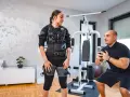 Trening EMS: Czy to opłacalna inwestycja w Twoją sylwetkę?