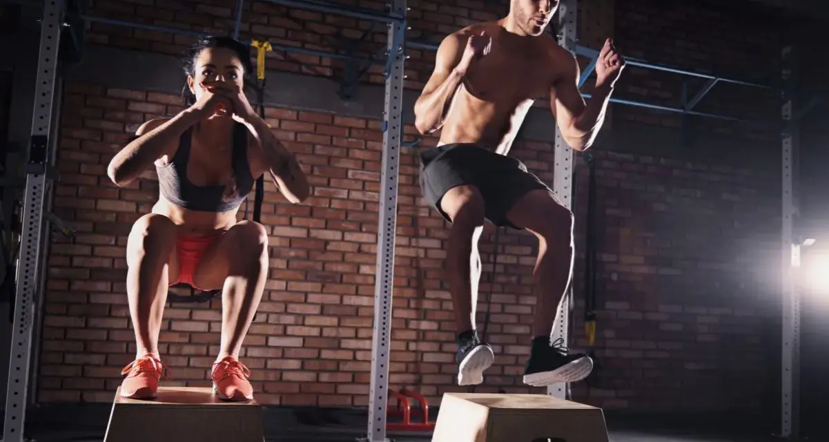 Trening CrossFit: Jak wygląda? Przewodnik dla początkujących