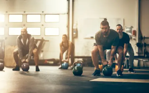 CrossFit od czego zacząć? Bezpieczny start i pierwsze efekty!