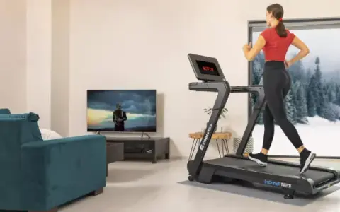 Cardio i siłownia: Jak łączyć dla masy, redukcji? Ekspert radzi
