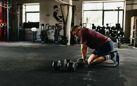 CrossFit: Jak często trenować? Optymalny plan i regeneracja.
