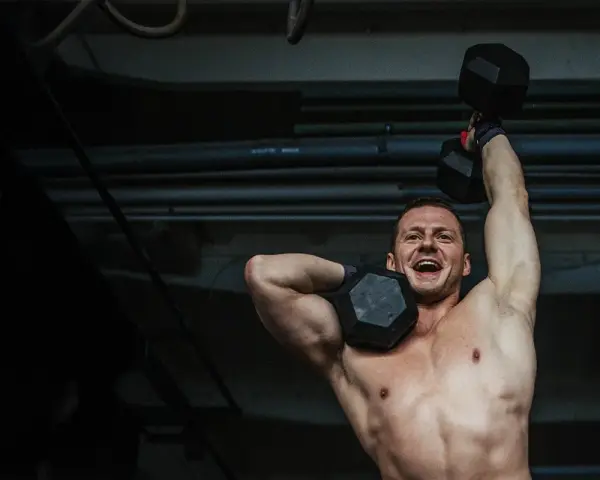 CrossFit: Moja droga do siły i pewności siebie. Czy to dla Ciebie?
