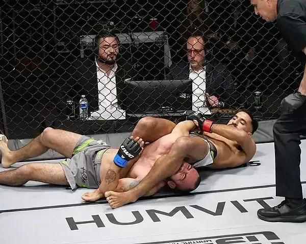 MMA co to? Odkryj zasady, historię i świat Mieszanych Sztuk Walki.