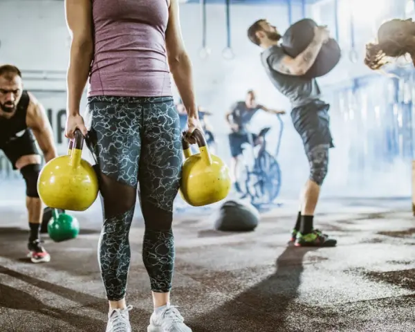 Trening obwodowy: Co to? Schudnij i zbuduj formę w 30 minut!