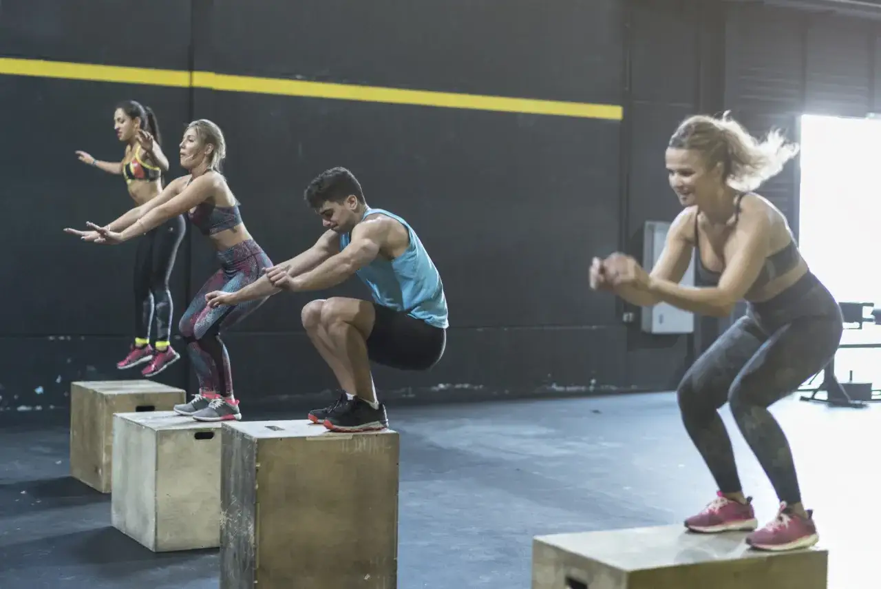 CrossFit trening grupowy w boxie