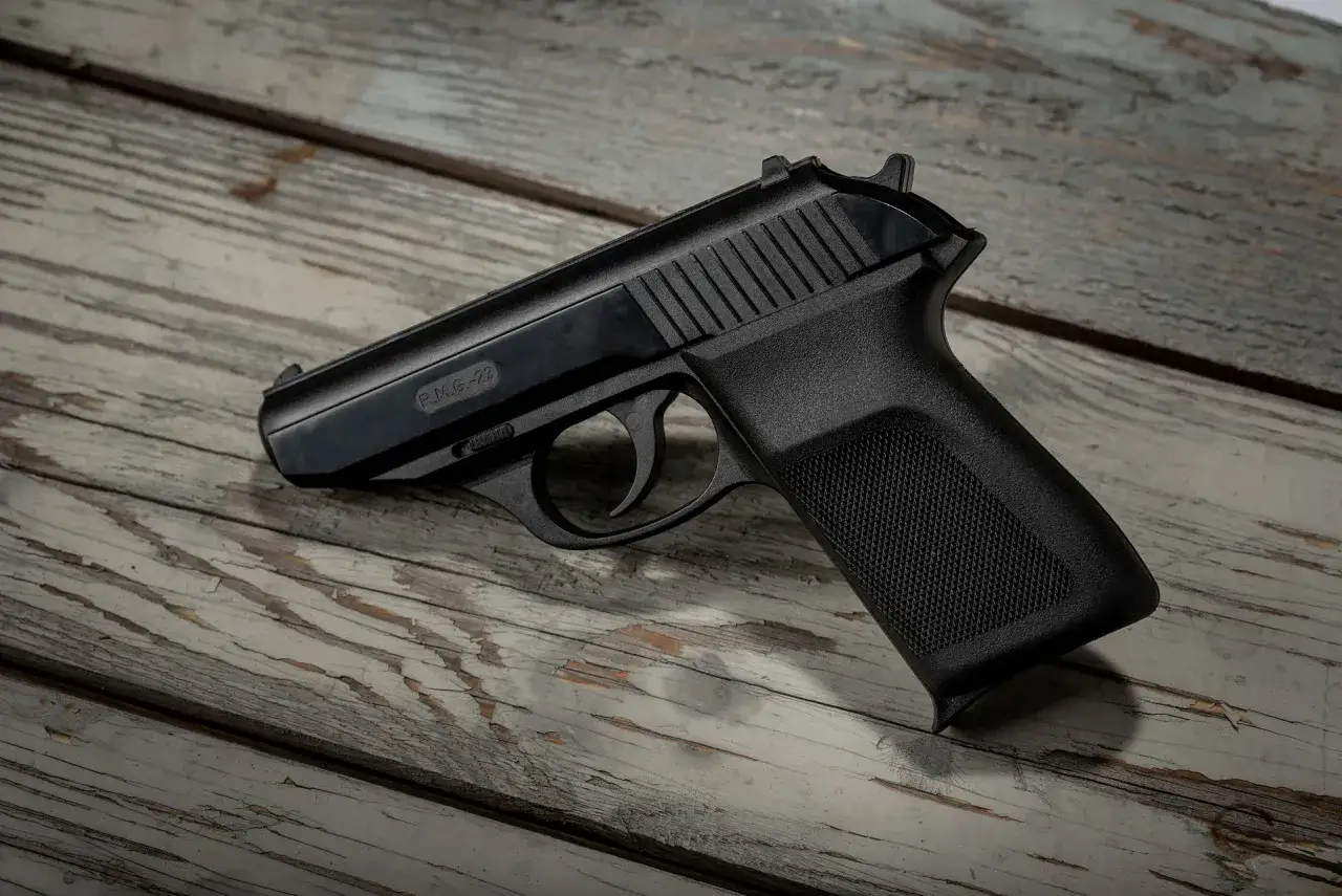 Pistolet gazowy bez pozwolenia vs broń palna gazowa